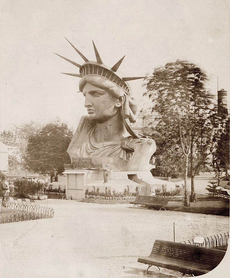 Capul statuii Libertatii (originale) la Paris